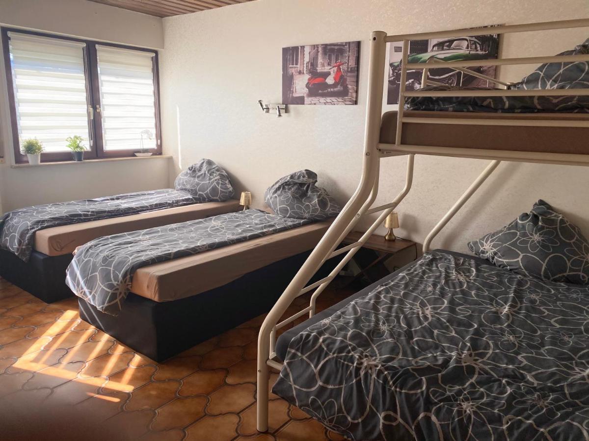 Apartments Rhona III Und IV Neunkirchen City 외부 사진